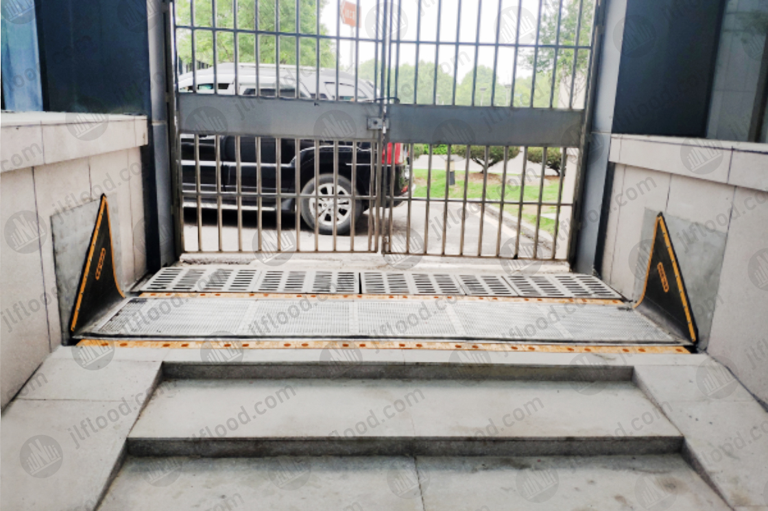 Automatioc Flood Gate -- Garage Cases (25)