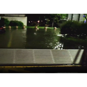 Modular hydrodynamic automatic flood gate